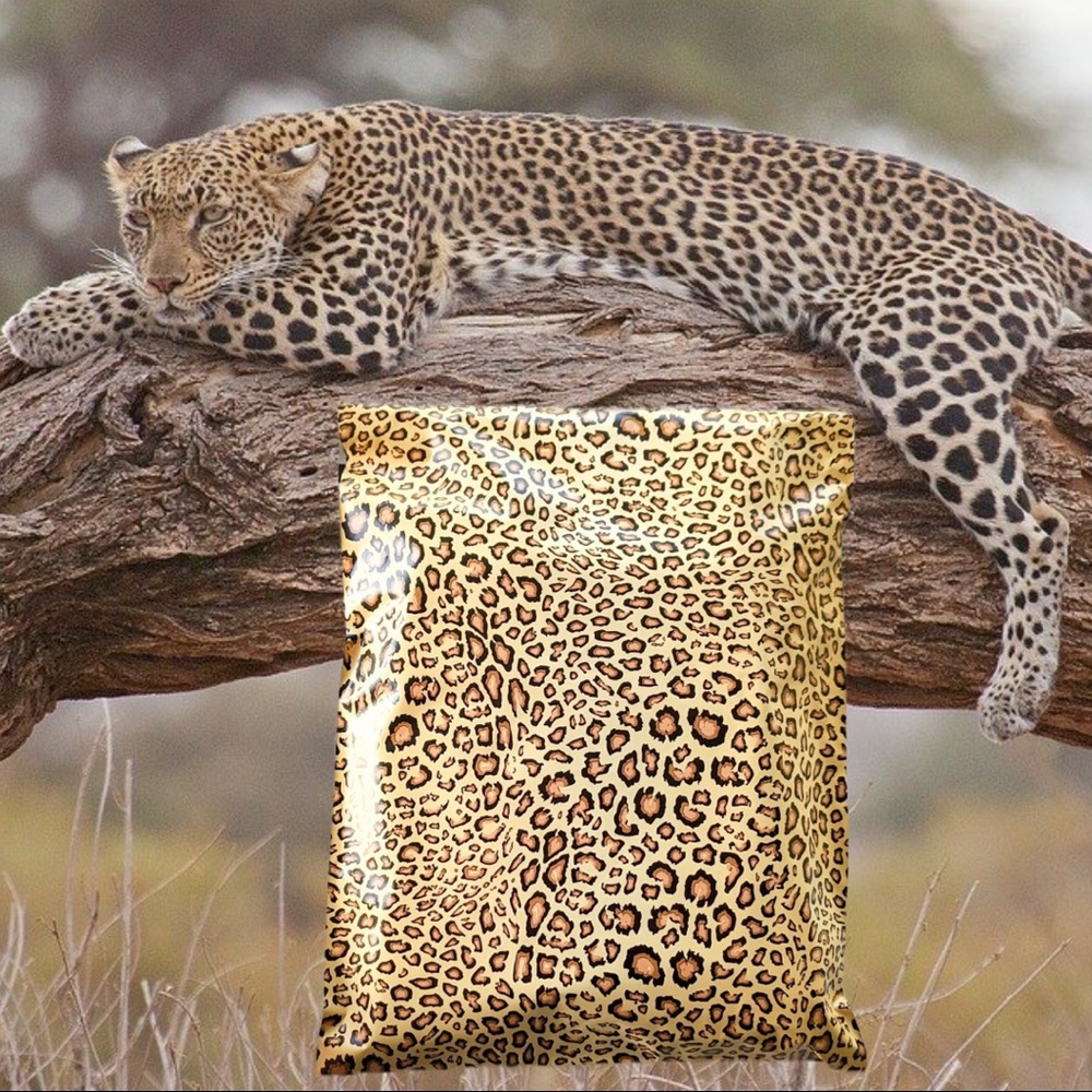 25 10X13 Leopard Poly Mailers PRICE IS FIRM - Picture 6 of 6
